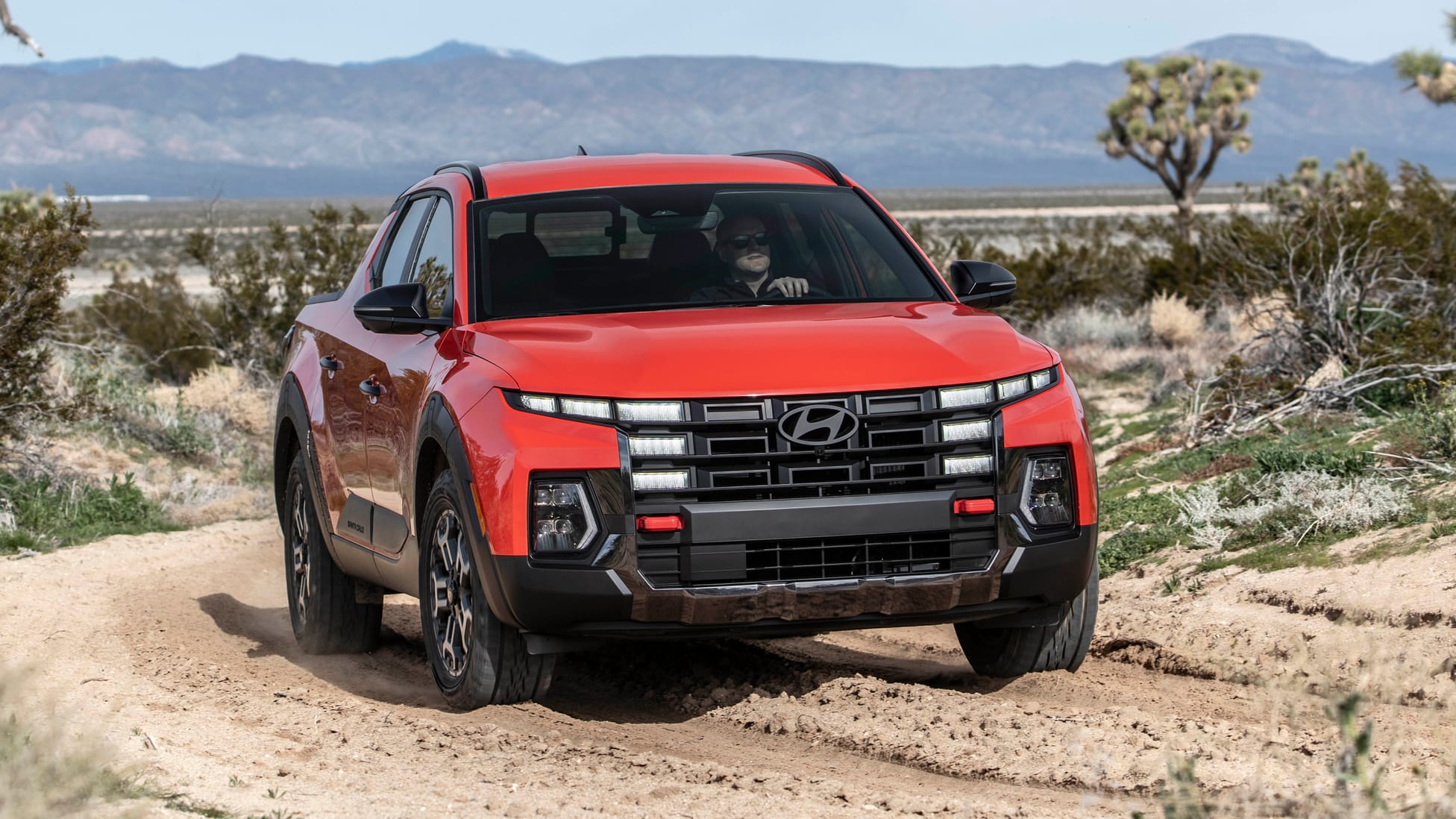 Hyundai Santa Cruz (US) Interior Layout & Technology | Top Gear